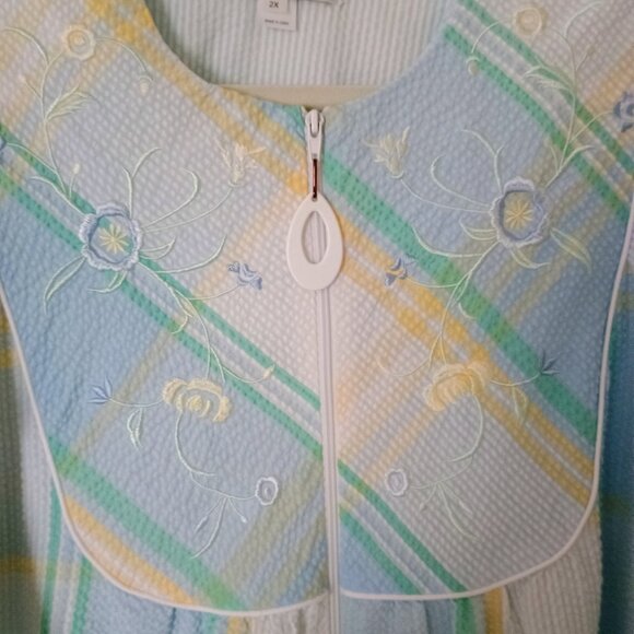 Miss Elaine Robe/Housecoat - Blue Plaid - 2X - Picture 3 of 4